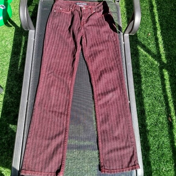 Guess Jeans - Size 30 - burgundy herringbone pattern - Picture 1 of 4